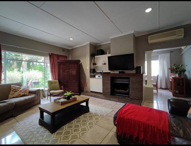 4 BEDROOM HOUSE FOR SALE IN CLARENDON